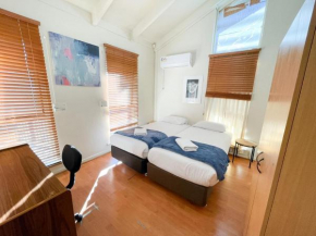 big group entire house 15 beds